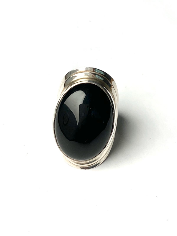 Zwarte onyx ring